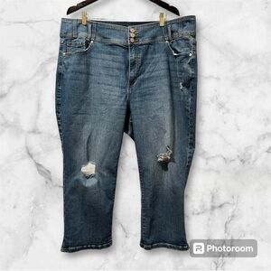 Lane Bryant Ultra High-Rise Straight Leg Capri Jean 24W